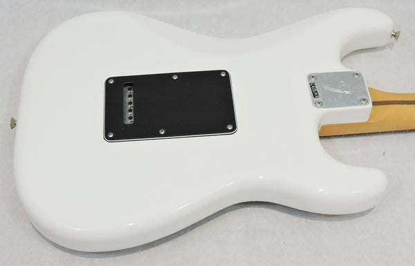 Fender Player II Stratocaster® Left-Hand, Rosewood Fingerboard, Polar White