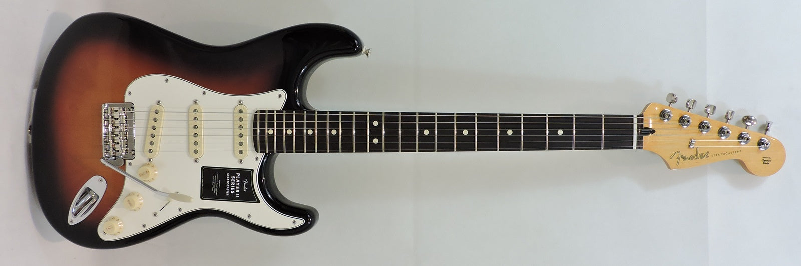 Fender Player II Stratocaster, Rosewood Fingerboard, 3-Color Sunburst