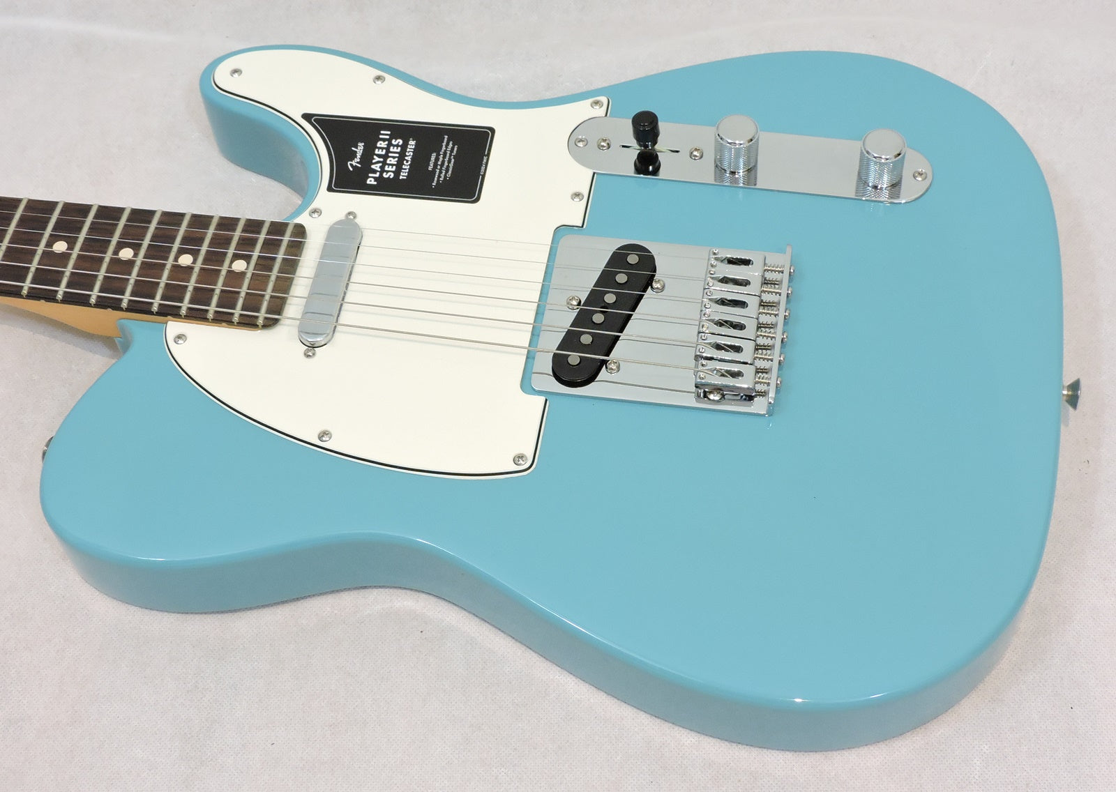 Fender Player II Telecaster®. Rosewood Fingerboard, Aquatone Blue