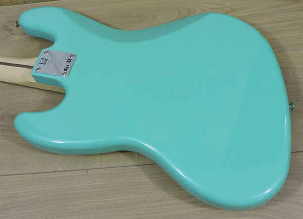 Fender Player Jazz Bass®. Sea Foam Green