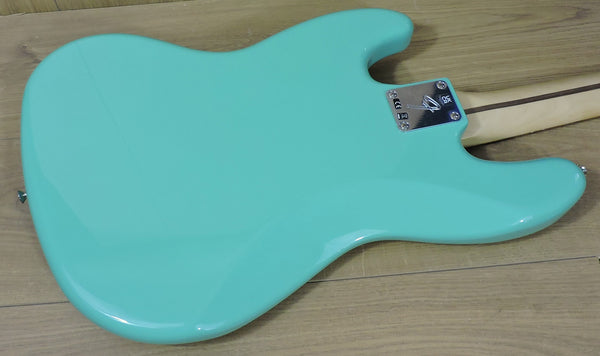 Fender Player Jazz Bass®. Sea Foam Green