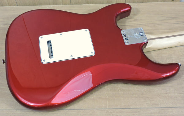 Fender Player Stratocaster. Candy Apple Red