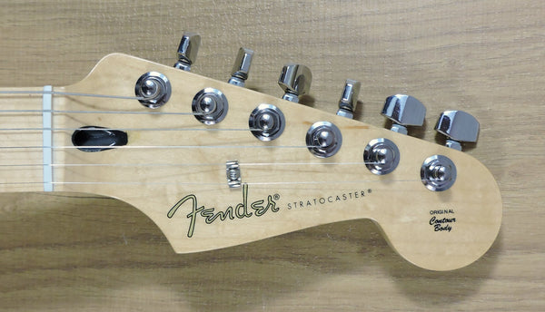 Fender Player Stratocaster. Candy Apple Red
