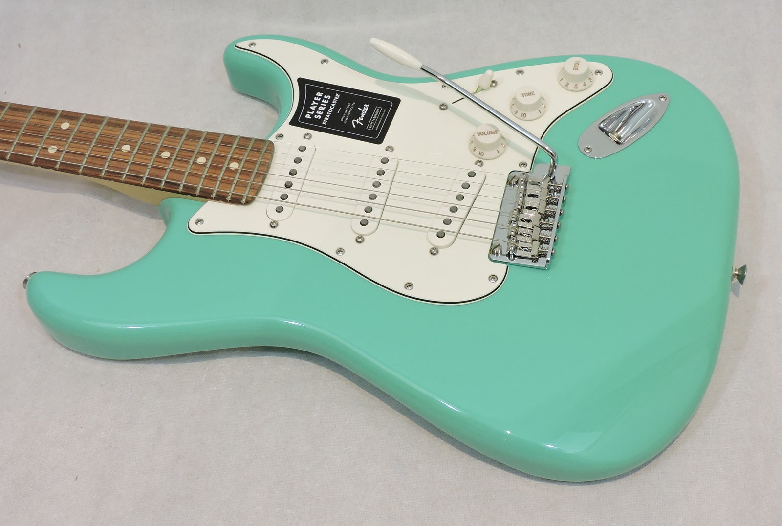 Fender Player Stratocaster. Sea Foam Green