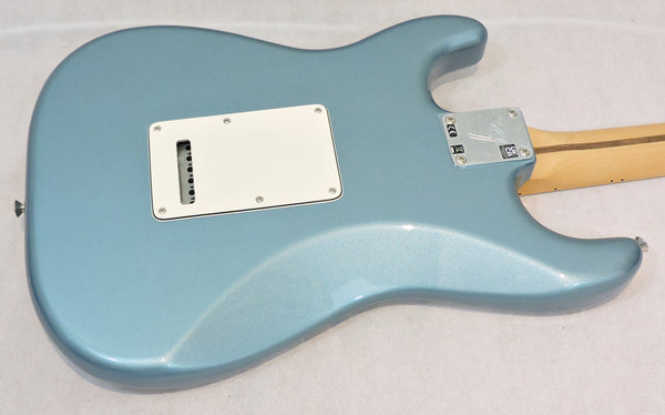 Fender Player Stratocaster. Tidepool, Maple Neck