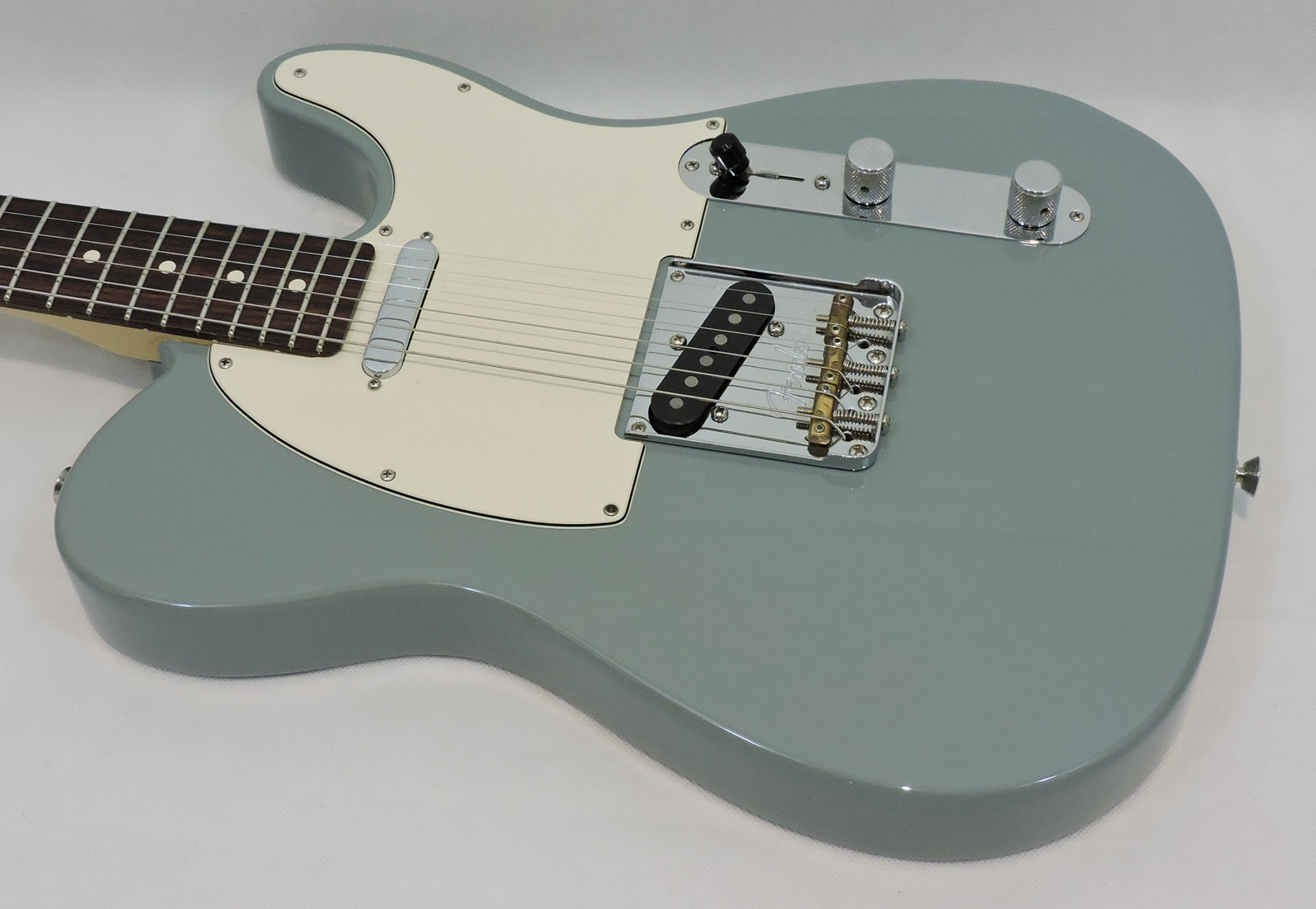 Fender American Professional Telecaster - Used