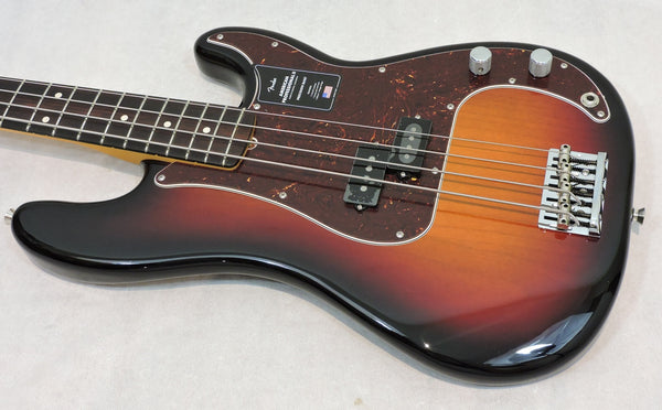 Fender American Professional II Precision Bass, 3-Colour Sunburst Rosewood Neck
