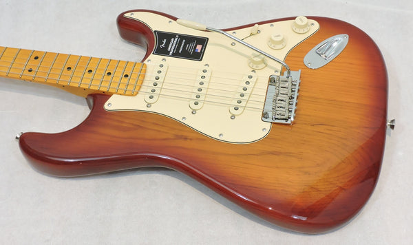 Fender American Professional II Stratocaster. Sienna Sunburst MN