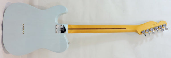 Fender Limited Edition American Professional II Telecaster® Thinline. Daphne Blue