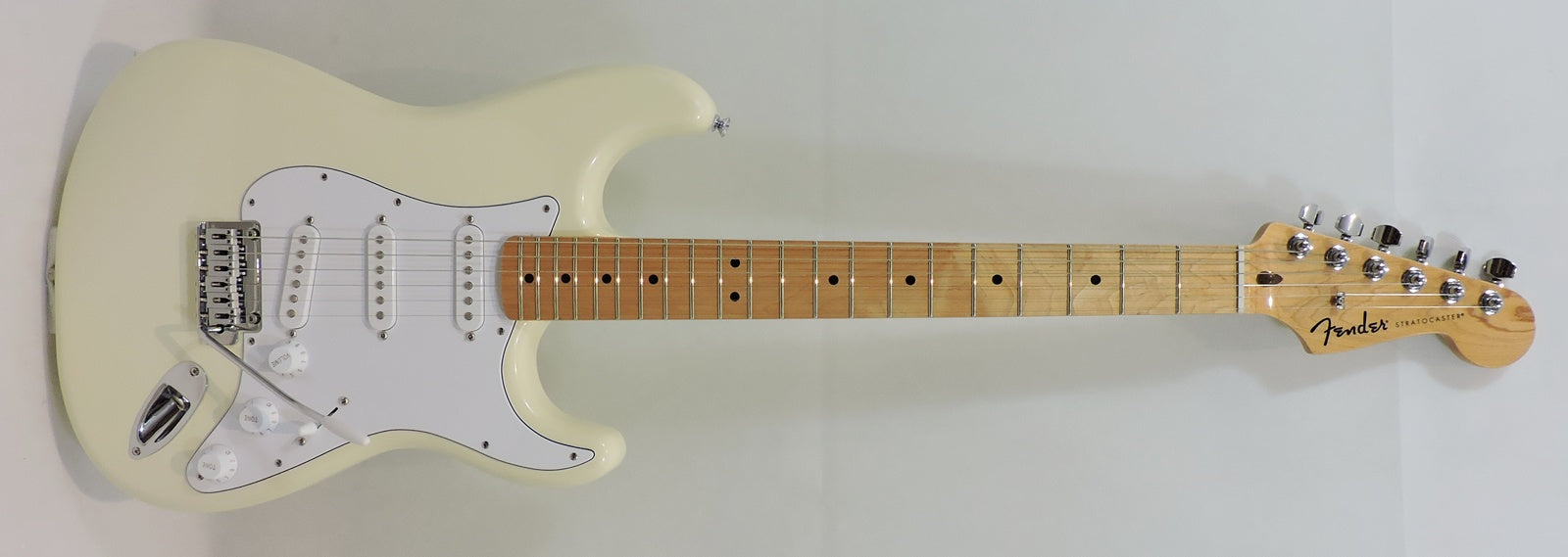 Fender Standard Stratocaster, Olympic White - Used