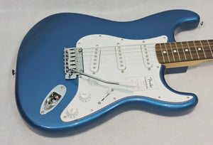 Fender Standard Stratocaster, Laurel Fingerboard, White Pickguard, Aqua Marine Metallic