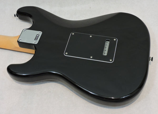 Fender Standard Stratocaster HSS, Black