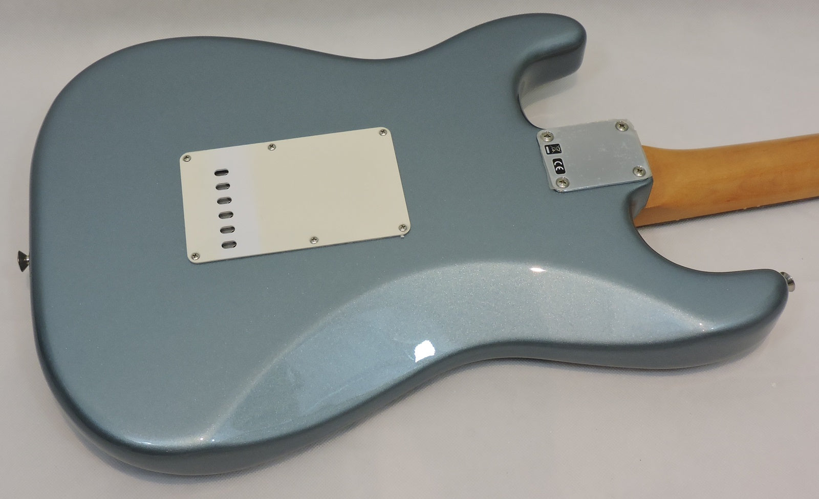 Fender Vintera 60's Stratocaster. Ice Blue Metallic. PF