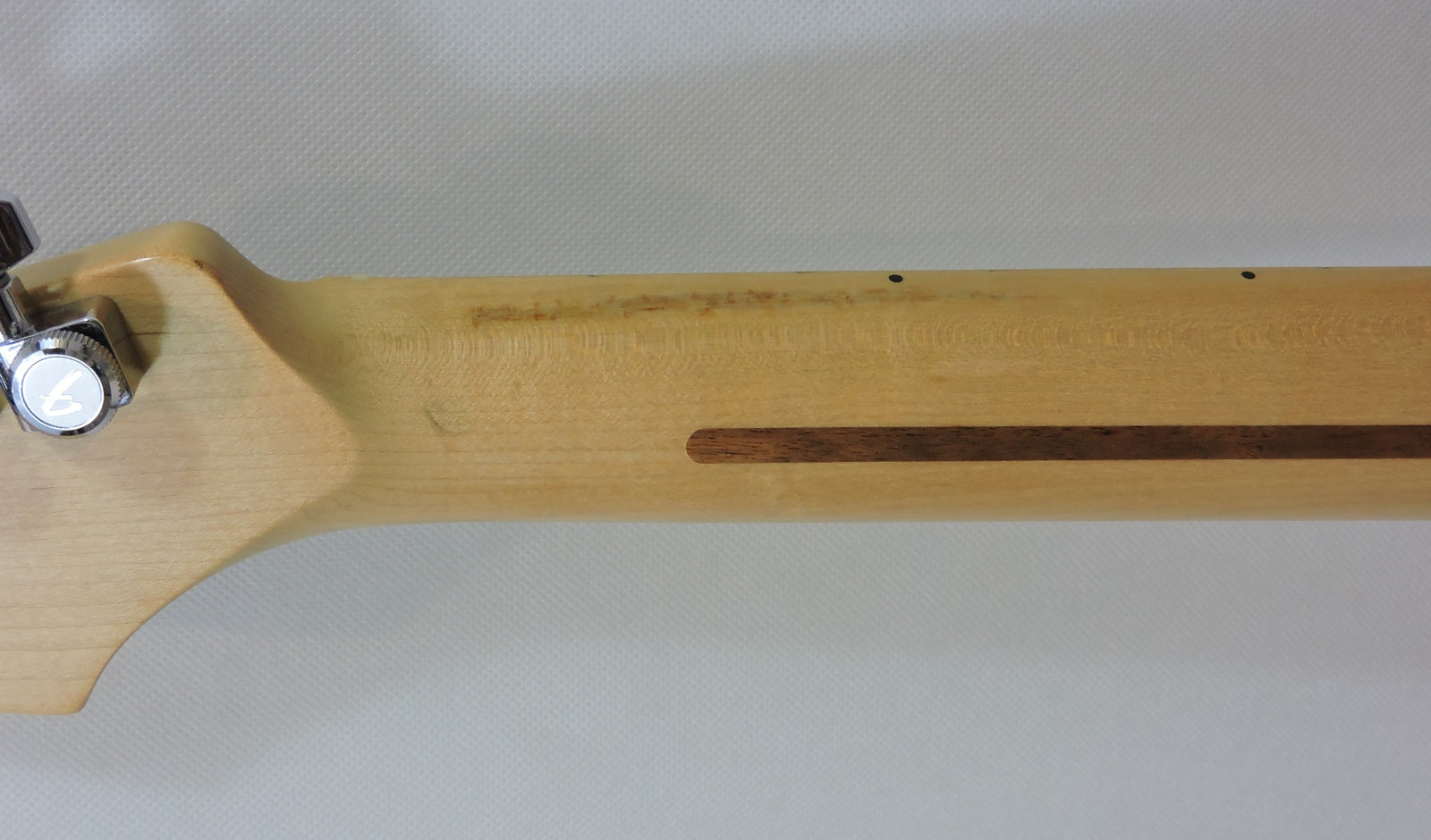 Fender American Deluxe Stratocaster - Used