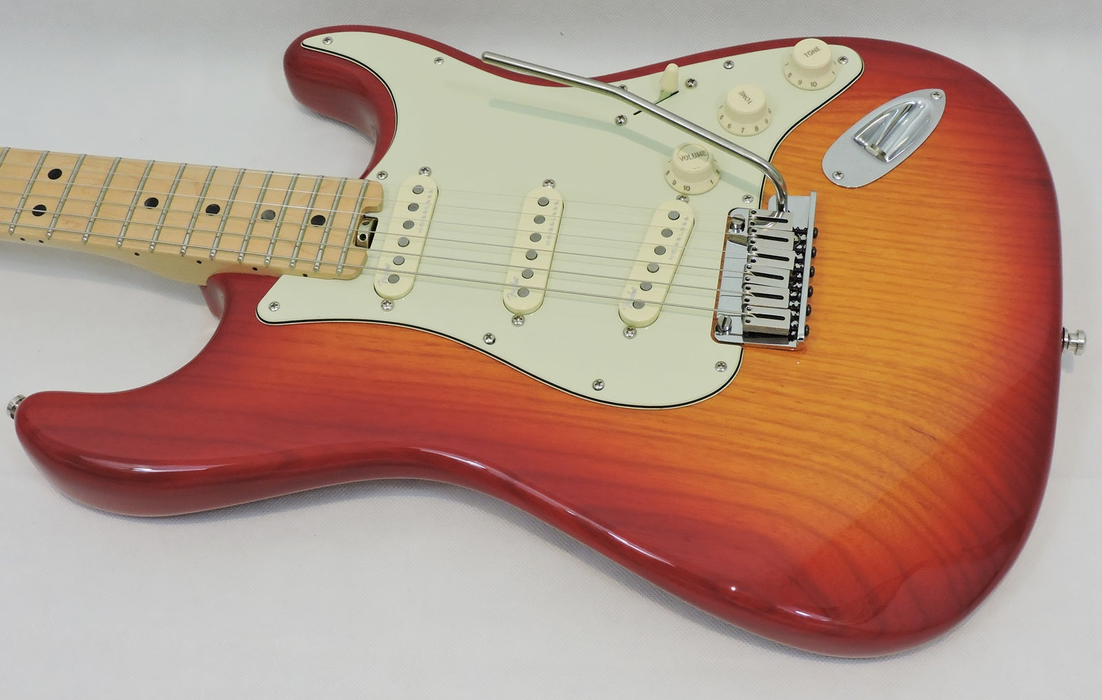 Fender American Elite Stratocaster, Aged Cherry Burst - Used