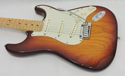 Fender American Deluxe Stratocaster - Used