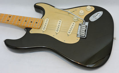 Fender Ultra Stratocaster Texas Tea - Used