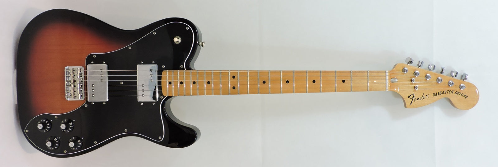 Fender Vintera '70s Telecaster Deluxe, Maple Fingerboard, 3-Color Sunburst - Used