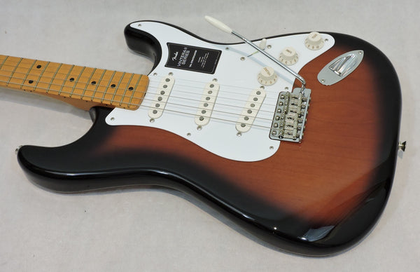 Fender Vintera® II '50s Stratocaster® 2-Colour Sunburst Maple Neck