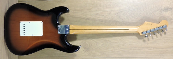 Fender Vintera® II '50s Stratocaster® 2-Colour Sunburst Maple Neck
