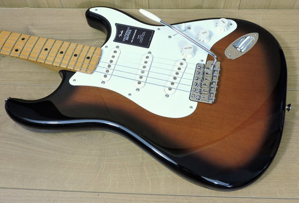 Fender Vintera® II '50s Stratocaster® 2-Colour Sunburst Maple Neck