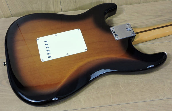 Fender Vintera® II '50s Stratocaster® 2-Colour Sunburst Maple Neck