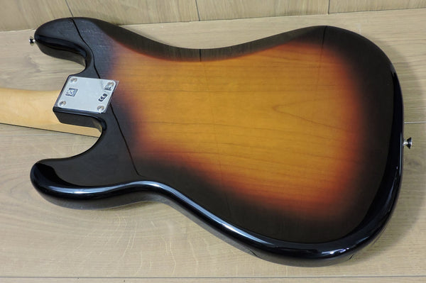 Fender Vintera® II '60s Precision Bass® 3-Colour Sunburst Rosewood Fingerboard