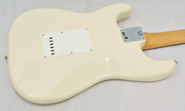 Fender Vintera® II '60s Stratocaster® Olympic White Rosewood Fingerboard