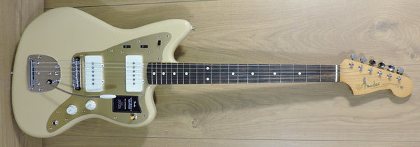 Fender Vintera® II '50s Jazzmaster®. Desert Sand. Rosewood Fingerboard