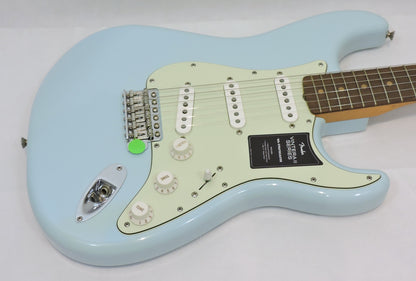 Fender Limited Edition Vintera II Road Worn '60s Stratocaster Sonic Blue