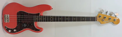 Fender Limited Edition Vintera II Road Worn '60s Precision Bass Fiesta Red