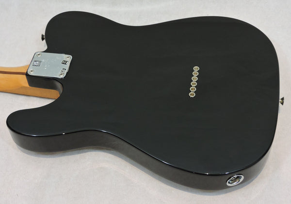 Fender Vintera® II '60s Telecaster® Thinline. Black. Maple Neck