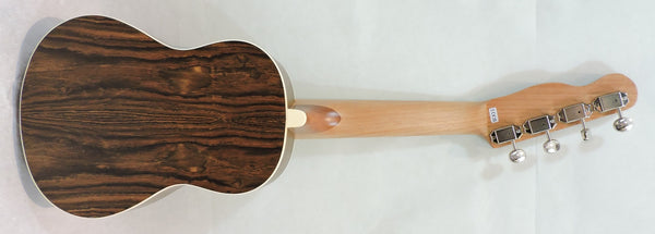 Fender Zuma Exotic Concert Ukulele. Bocote
