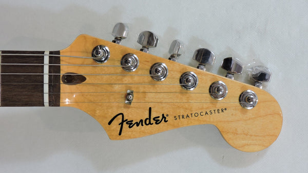 Fender Standard Stratocaster, 3-Colour sunburst