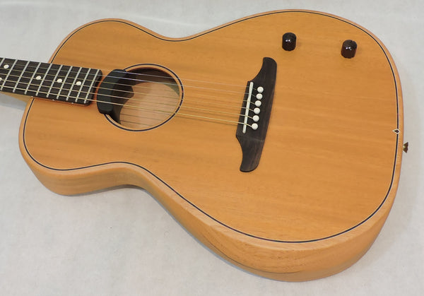 Fender Highway Series™ Parlour All Mahogany