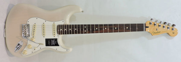Fender Player II Stratocaster®, Rosewood Fingerboard, White Blonde