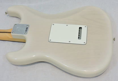 Fender Player II Stratocaster®, Rosewood Fingerboard, White Blonde