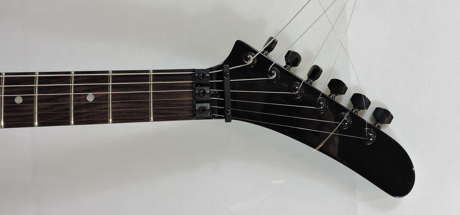 Fender Tom Morello "Arm The Homeless", Rosewood Fingerboard, Blue Ice Metallic