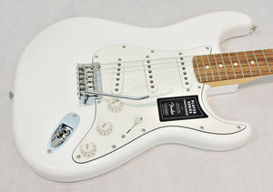 Fender Player Stratocaster. Polar White MN