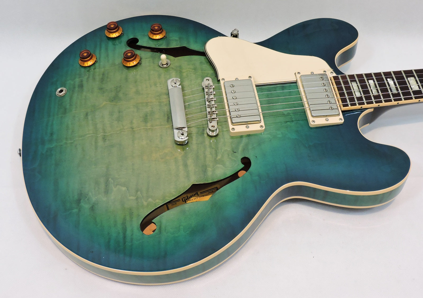 Gibson ES 335 Left Handed, Figured Aquamarine - Used