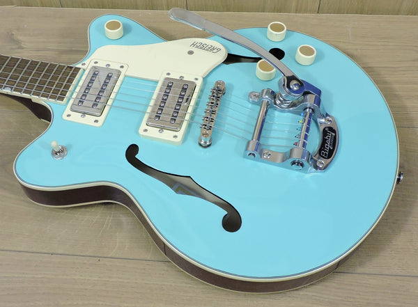 Gretsch G2655T Streamliner™ Centre Block Jr. Double-Cut with Bigsby®. Tropico