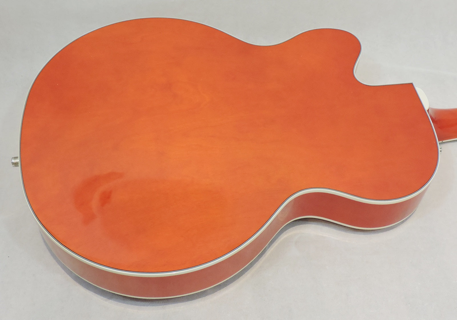 Gretsch G5420T Electromatic® Hollow Body Single-Cut with Bigsby. Orange Stain