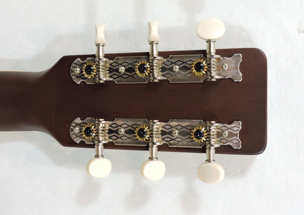 Gretsch Jim Dandy™ Concert LTD, Solid Top, Walnut Fingerboard, Heritage Burst