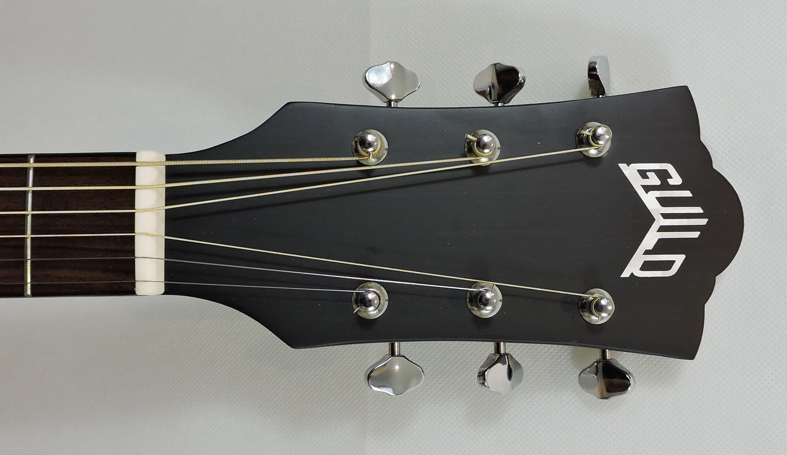 Guild OM-240CE Oxblood Burst - Used