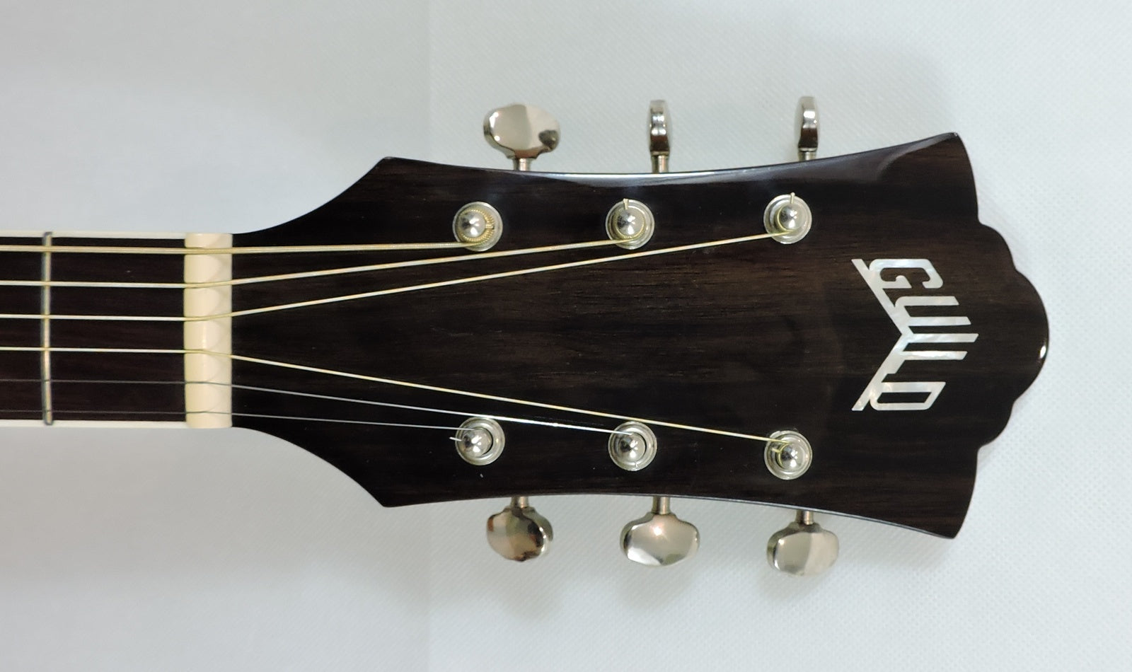 Guild F-250CE Deluxe - Used