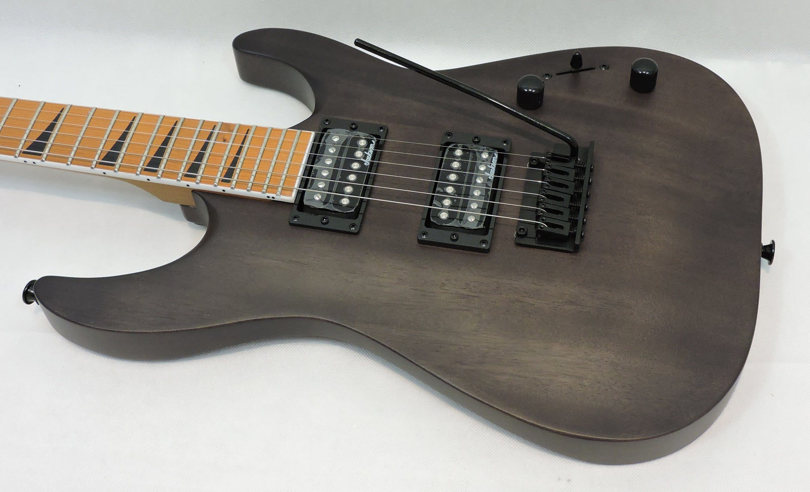 Jackson JS Series Dinky Arch Top JS24 DKAM Black Stain