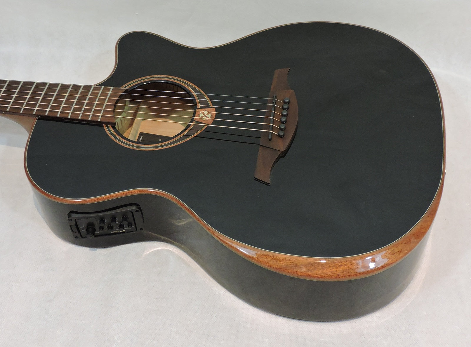 Lag T118ABCE Special Edition Black with Bevel Edge
