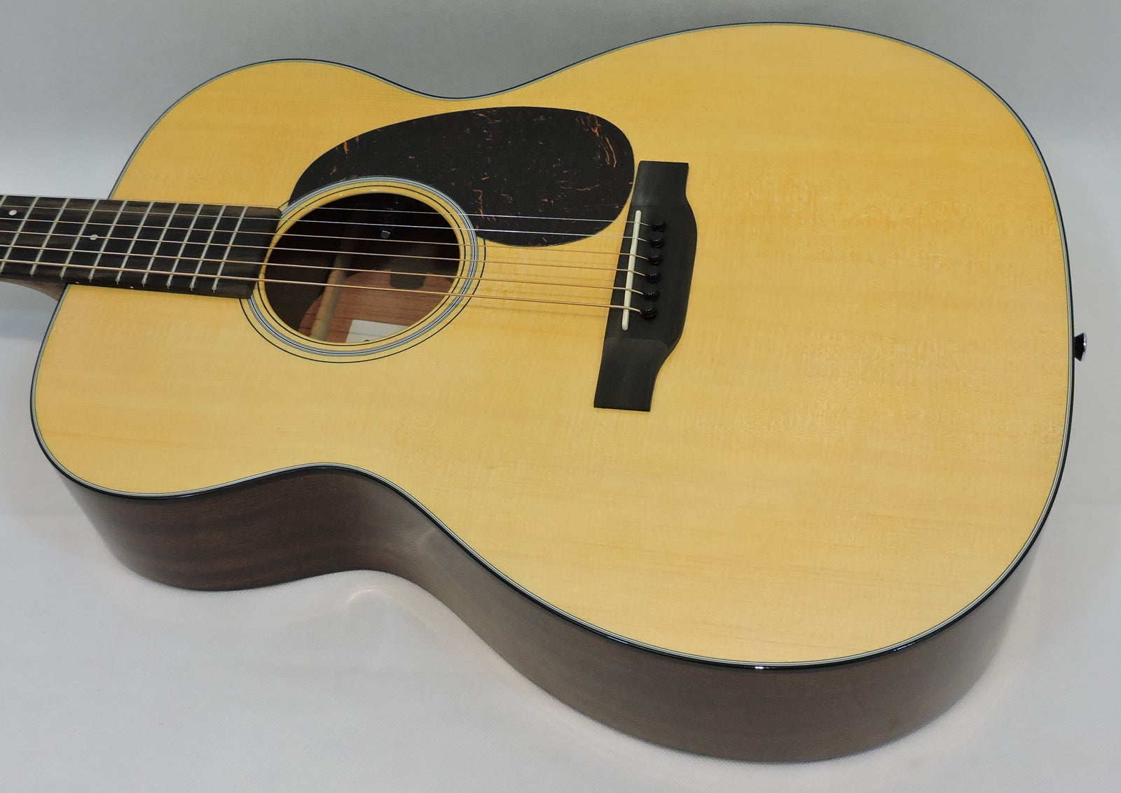 Martin Road Series Retro 000-12E