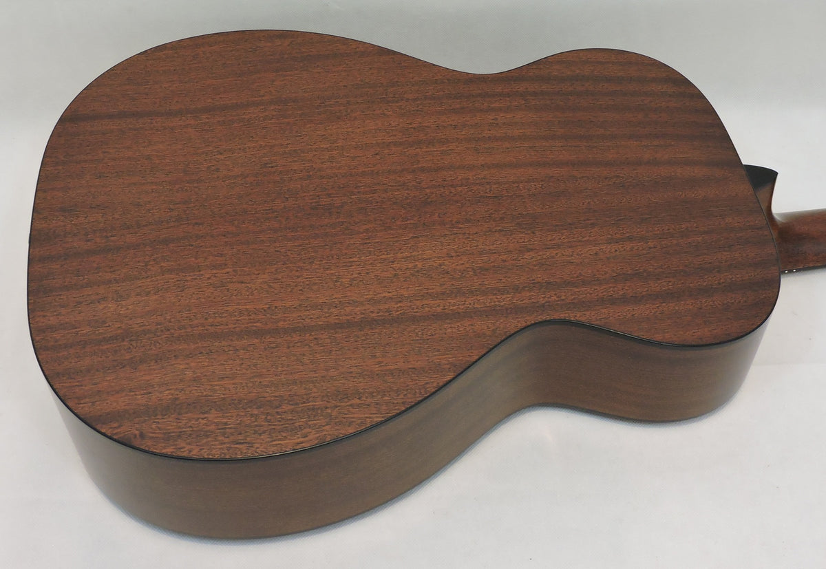 Martin 00-10E Joe Bonamassa Retro