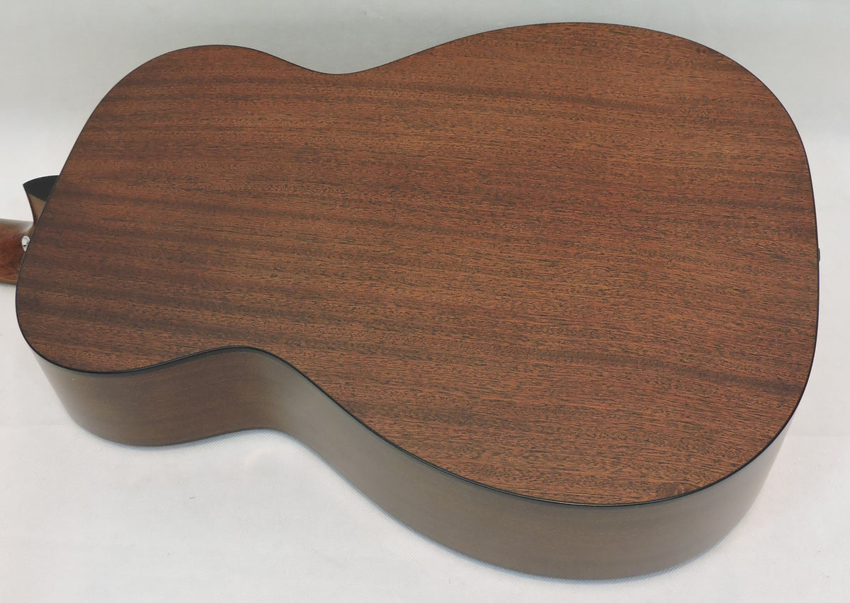 Martin 00-10E Joe Bonamassa Retro